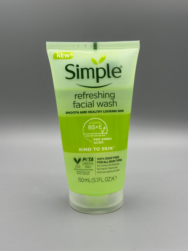 ژل شستشوی صورت سیمپل مدل Refreshing