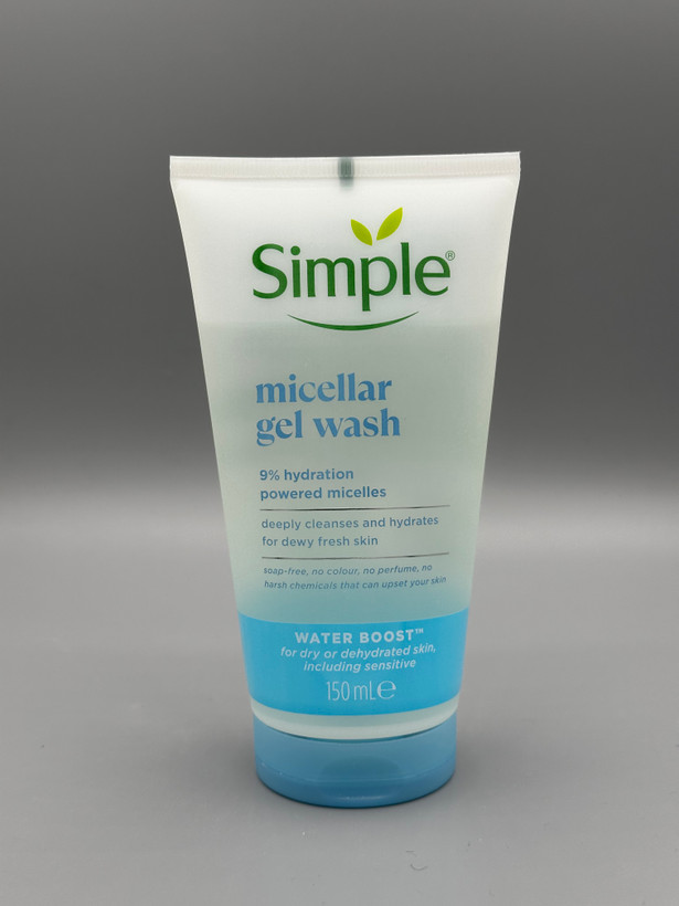 ژل شستشو صورت میسلار سیمپل