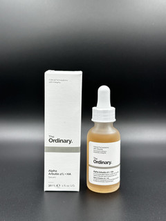 سرم آلفا آربوتین 2% + هیالورونیک اسید اوردینری ضد لک، آبرسان و روشن کننده پوست 30ML